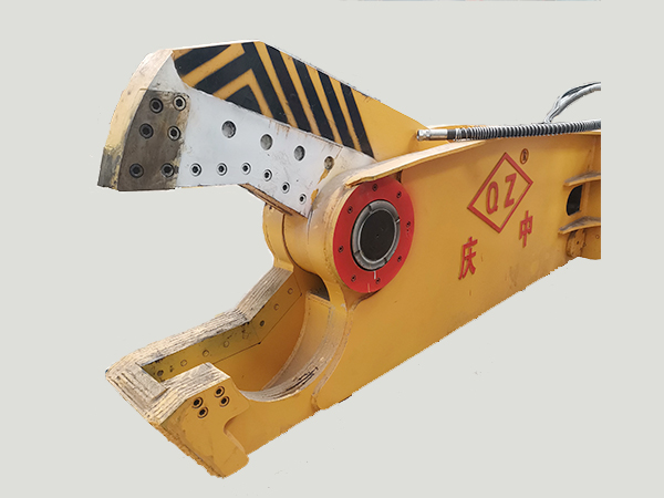 南京挖掘机鹰嘴剪工作期间的操作要点